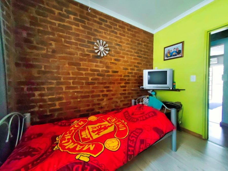 8 Bedroom Property for Sale in Potchefstroom Rural North West